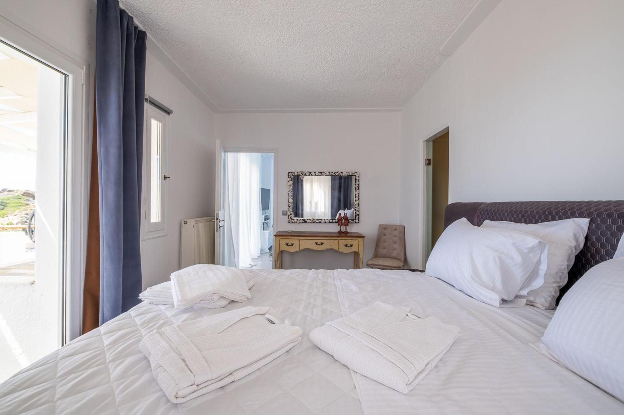 3 Paros All Season Villas 외부 사진