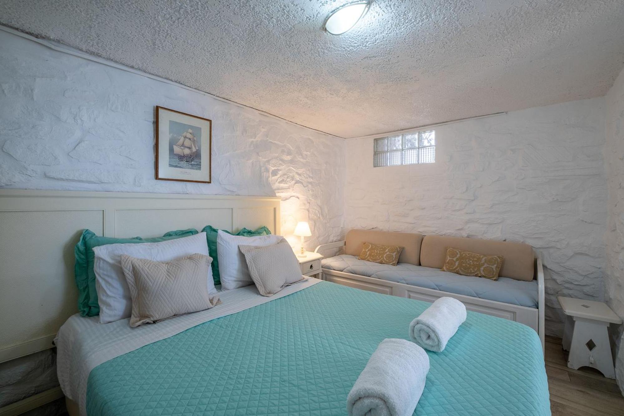 3 Paros All Season Villas 외부 사진
